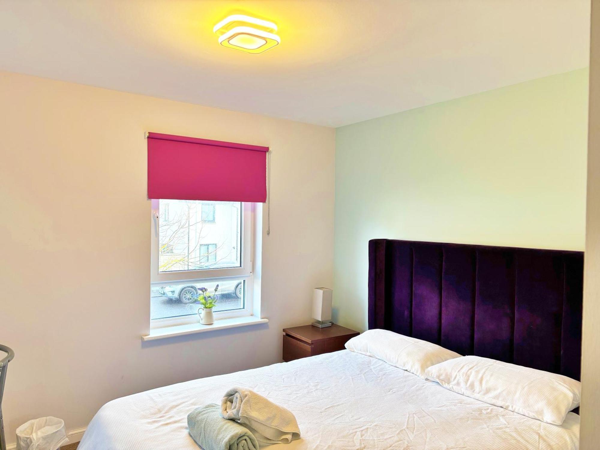 Villa 3 Bed House With Parking Near Airport Edimburgo Exterior foto